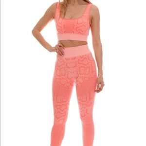 Venao Activewear Python Print Pink Seamless Yoga/Gym Set